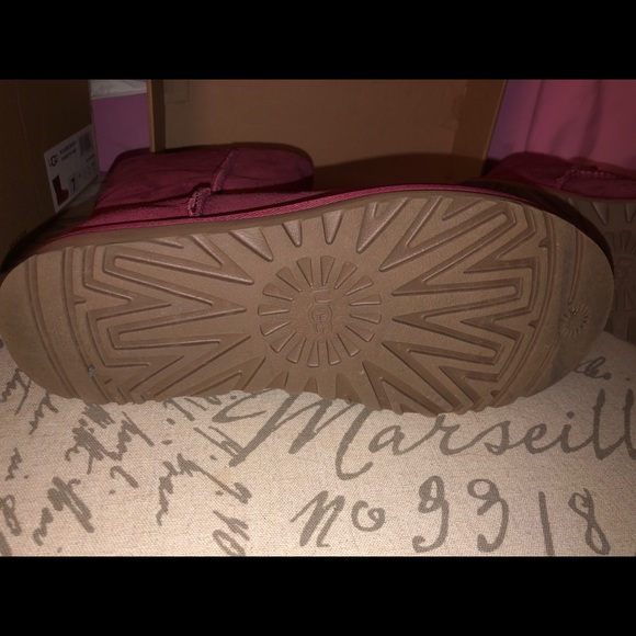 Ugg Classic Short II - Picture 6 of 7